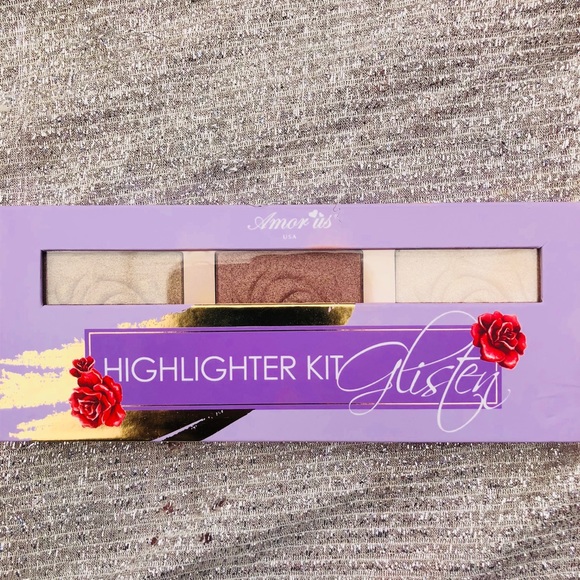 Face and Body Highlighter Makeup Kit - Picture 3 of 4